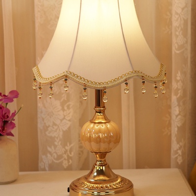 IYR7卧室台灯充电款欧式复古触摸美式布艺2022新款长明灯结婚床