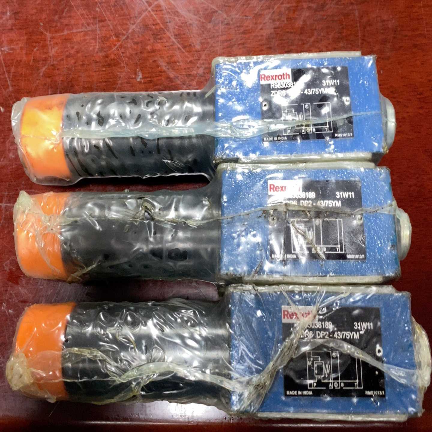 询价全新力士乐减压阀R983038189ZDR6DP2-43