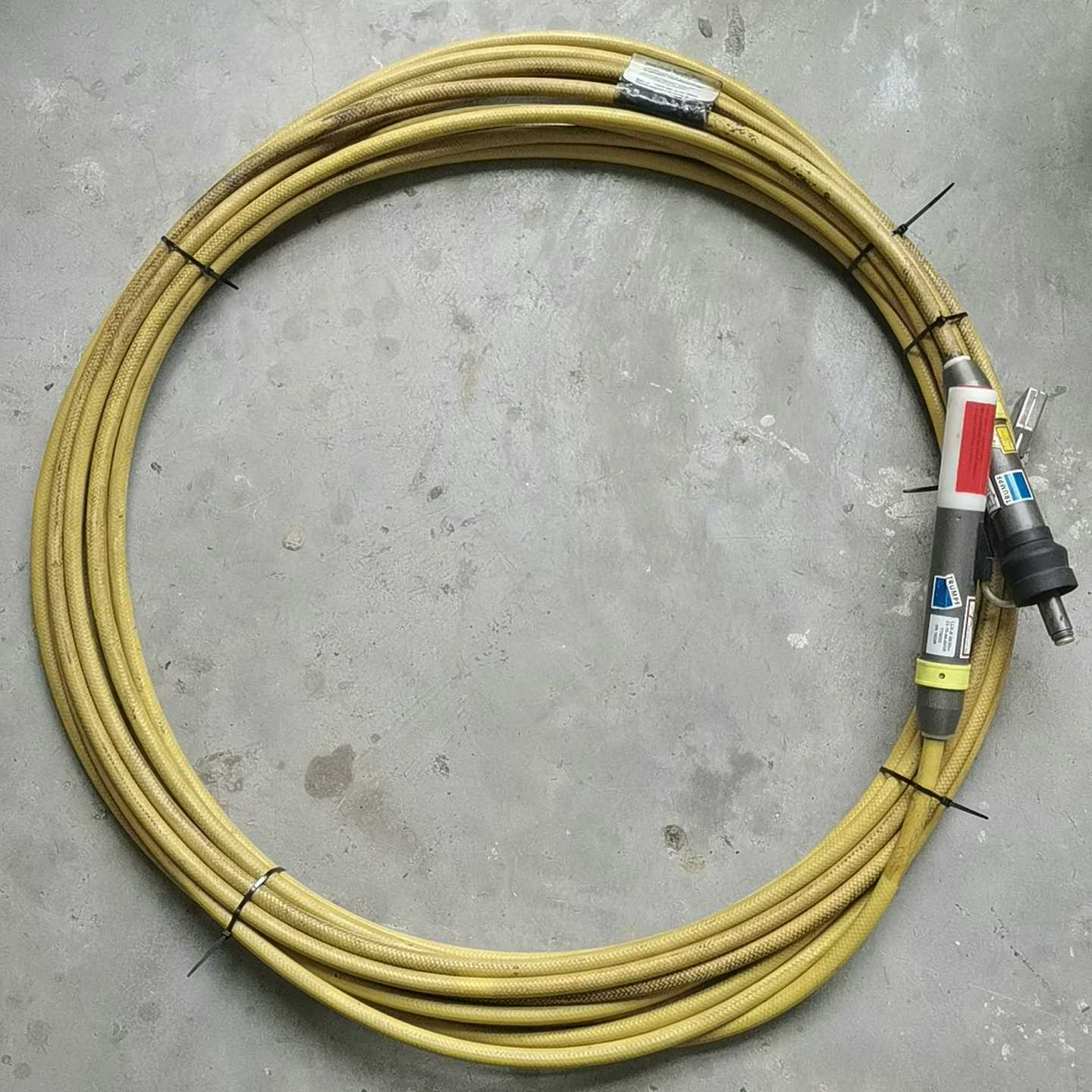 和利时FM138-ACR 端子继电器板拆机所得，有需要的联系【鑫鑫商