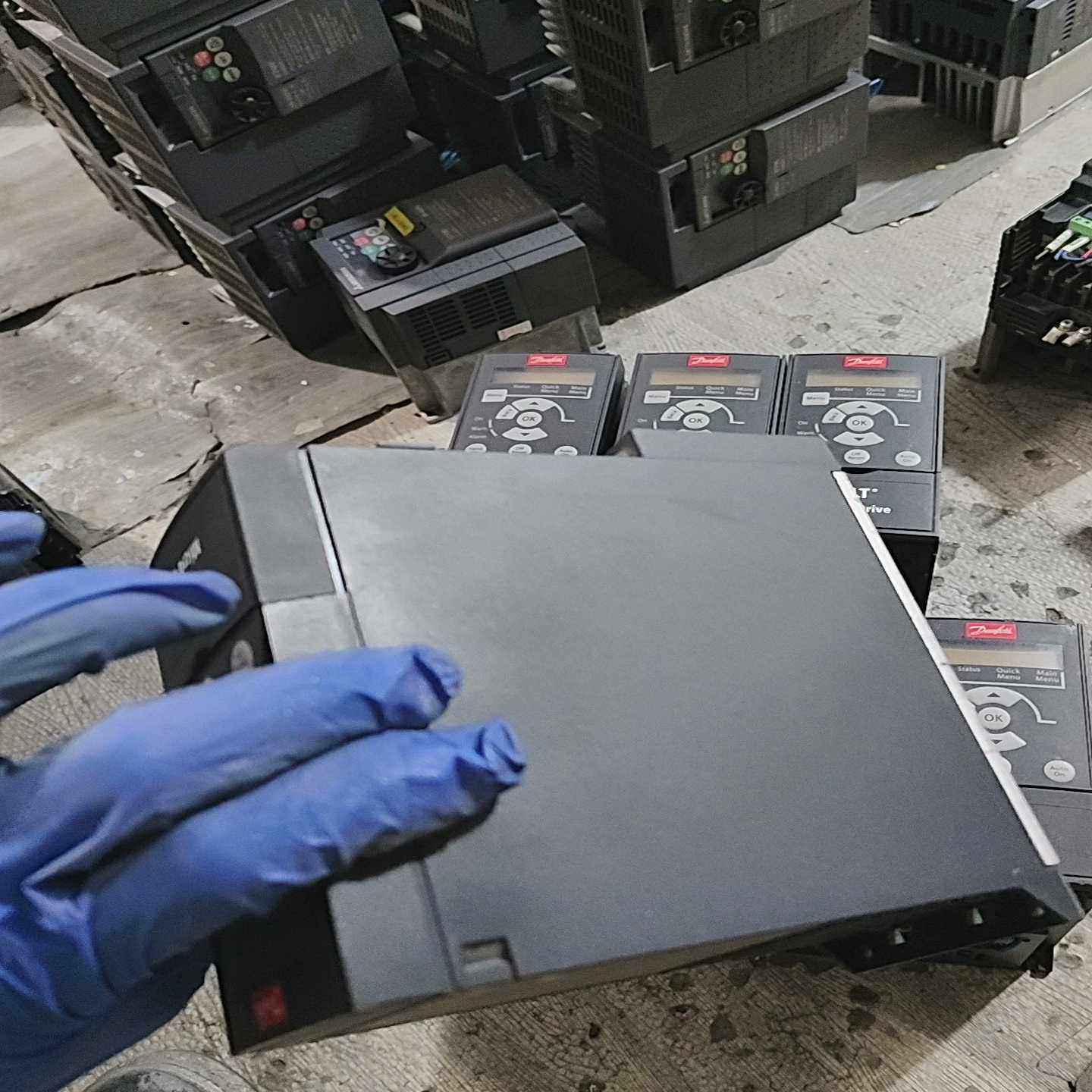 2MBI450VN-170-50 用联系我~询价