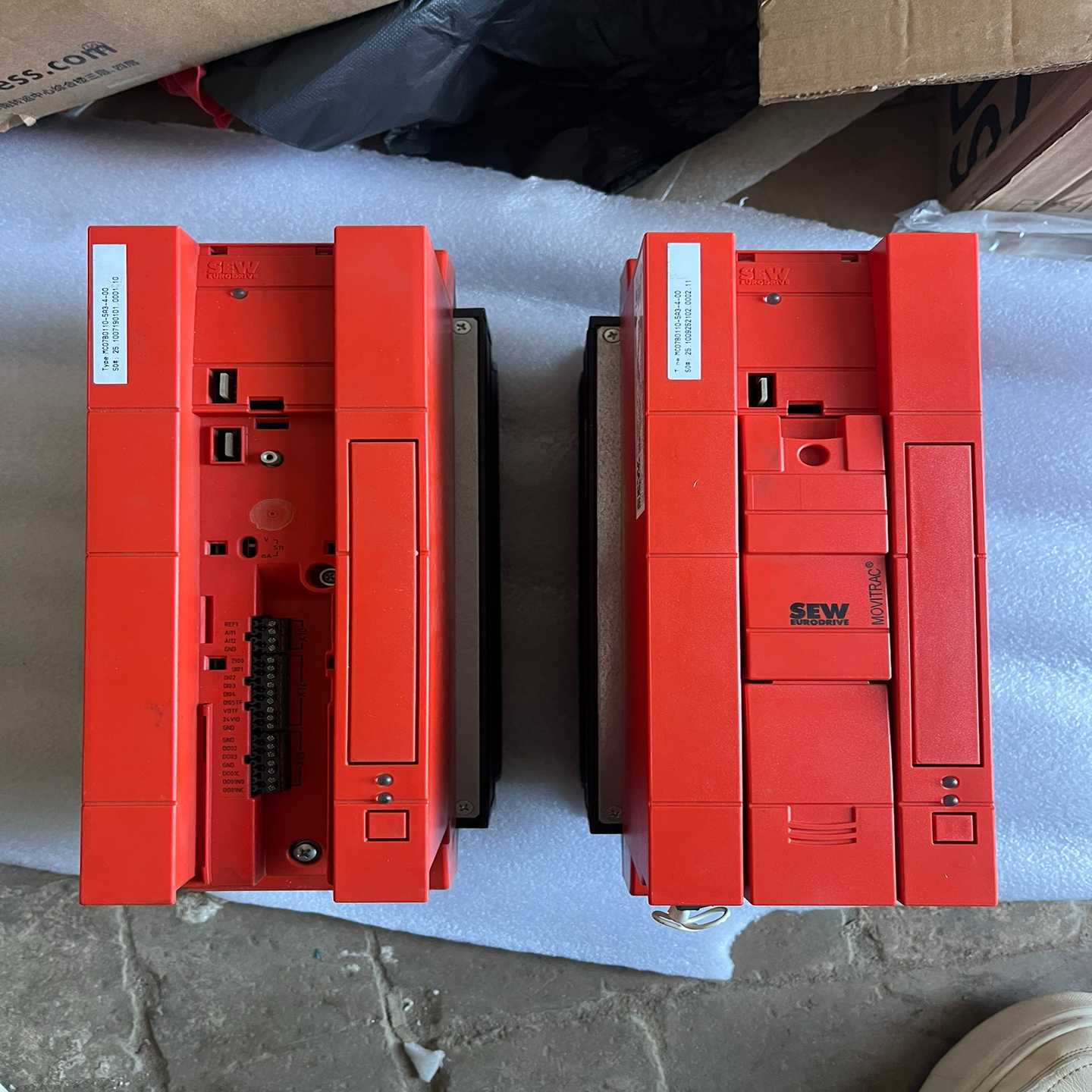 SEW变频器 MC07B0110-5A3-4-00  未~询价