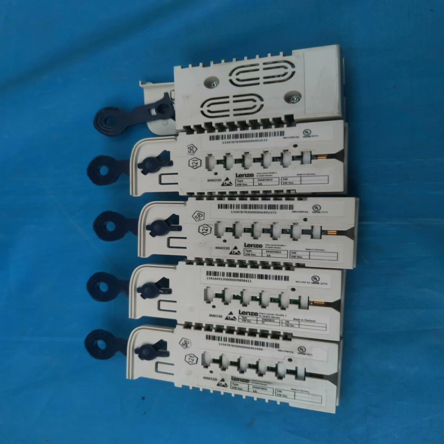 询价-E94AYM33伦茨9400驱动器专用存储卡存储扩展卡MM