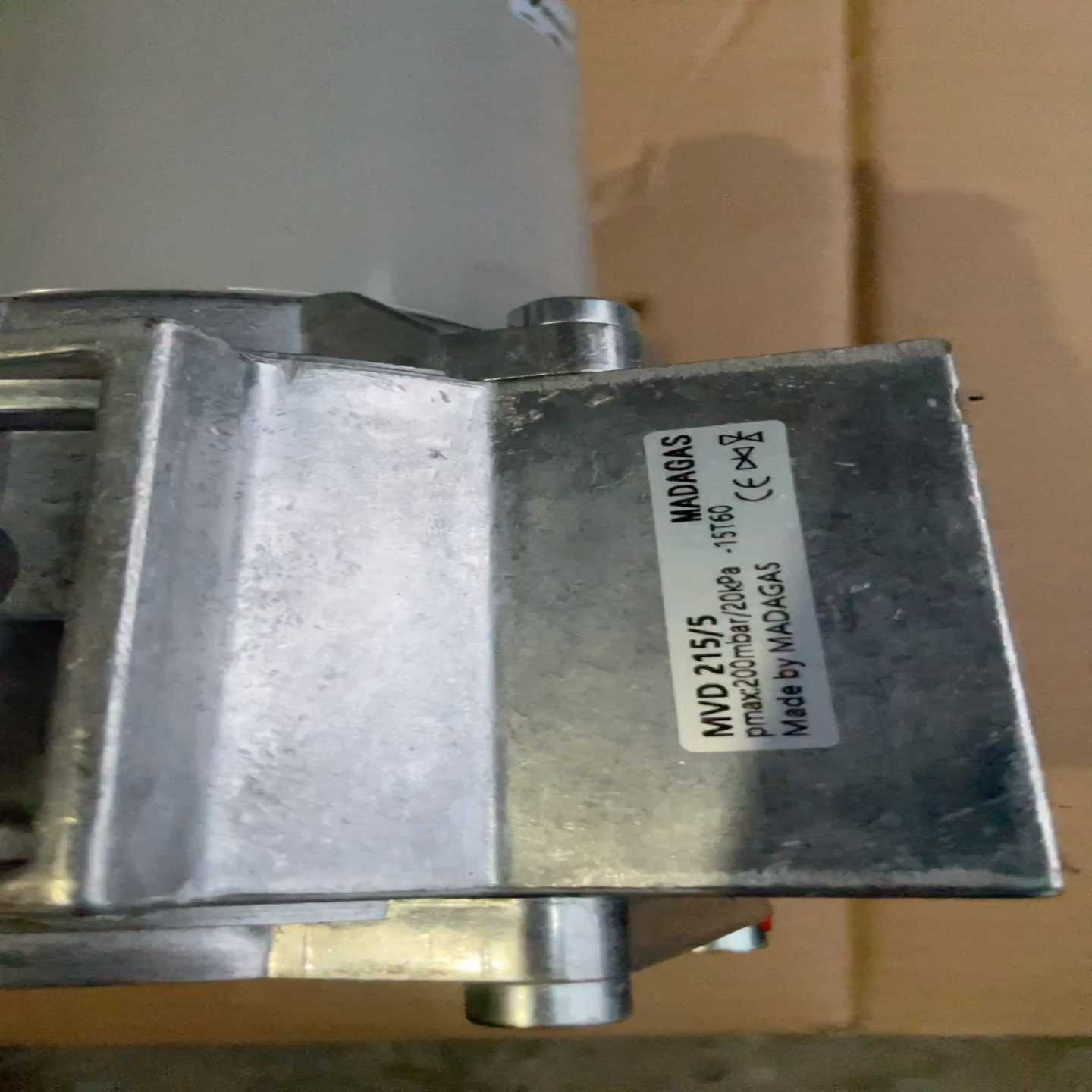 MADAGAS 燃烧机电磁阀MVD215/5--议价商品