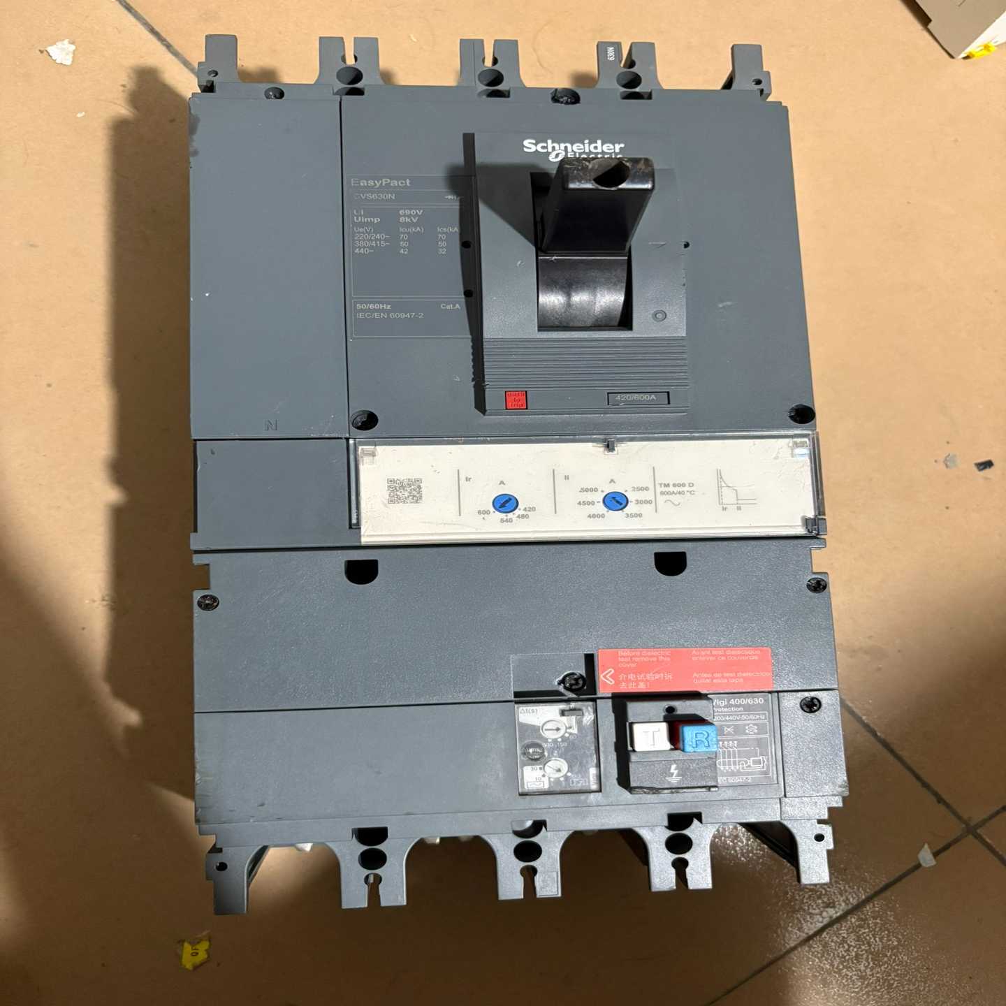 议价施耐德CVS630N漏电保护器