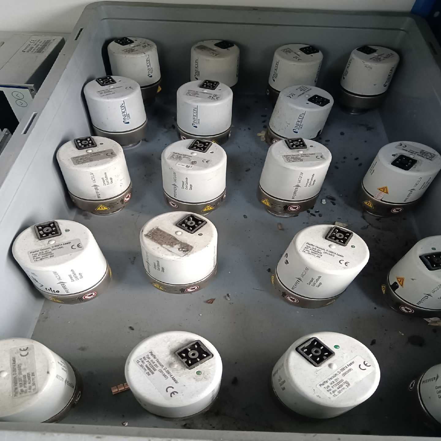 普发IKR251真空计出售，PTR25500功能包好，需要的--议价商品