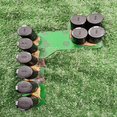 誉强变频器YQ3000 电容板 15KW ，拆机包好