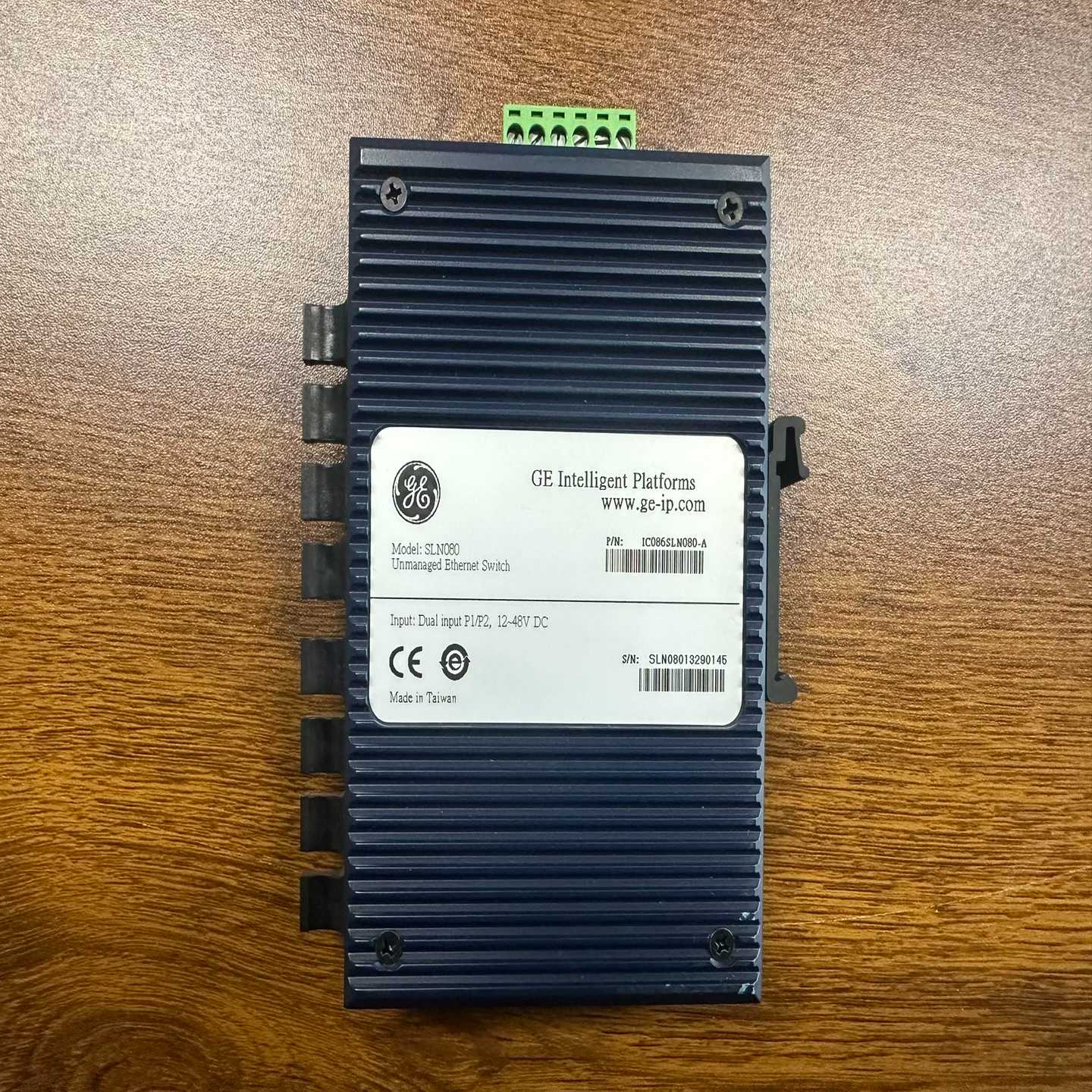 IC086SLN080-AGE交换机功能正常外观漂询价