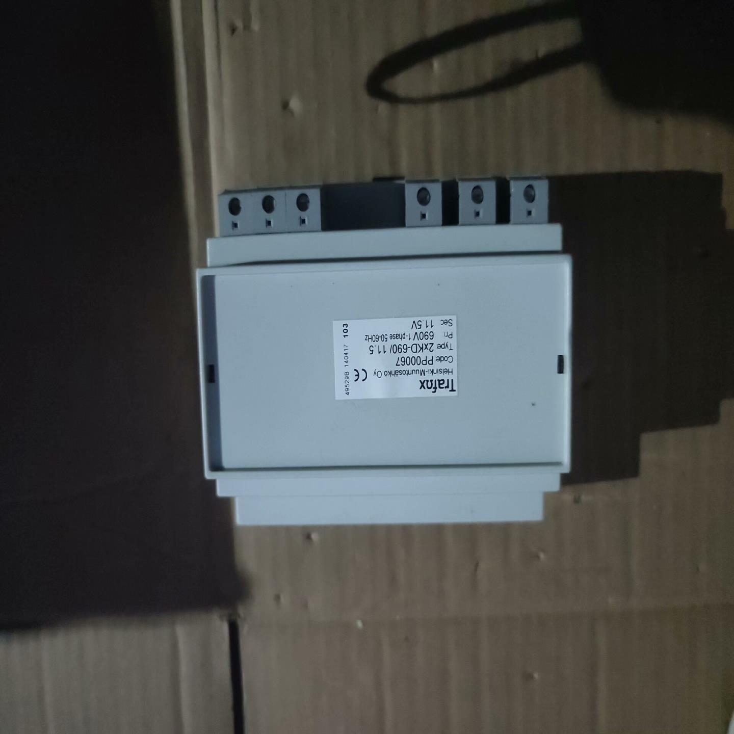 【请询价】金风水冷机组15机组备件 电压互感器 2xKD-6901