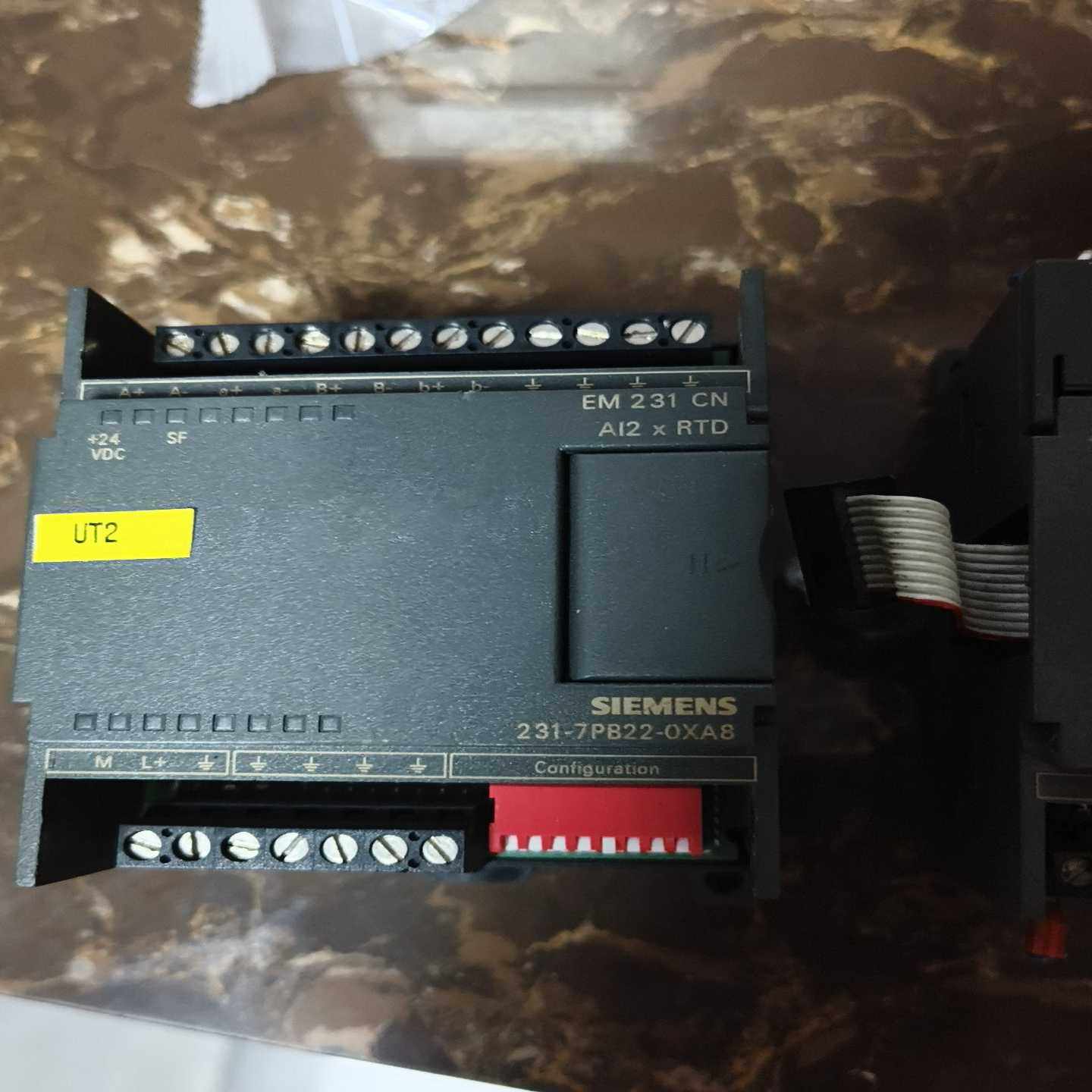 西门子EM231CN模块，型号6ES7231-7PB22--议价商品