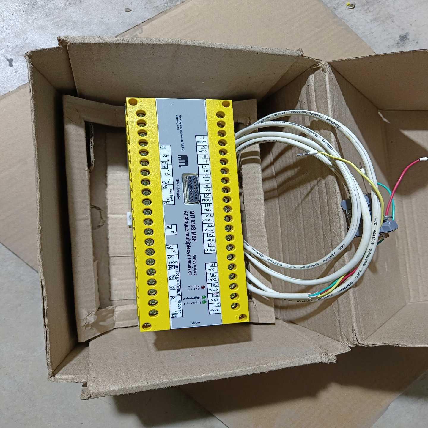 【议价】库存MTL838B-MBF实物图拍摄带包装，成色新接口位置有适