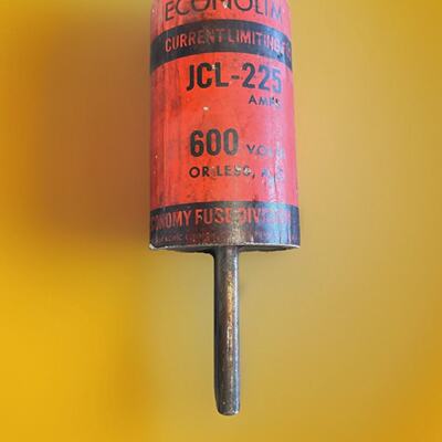 AN 2 x ECONOMY JCL225 Econolim 225A 600V Class J Time Delay