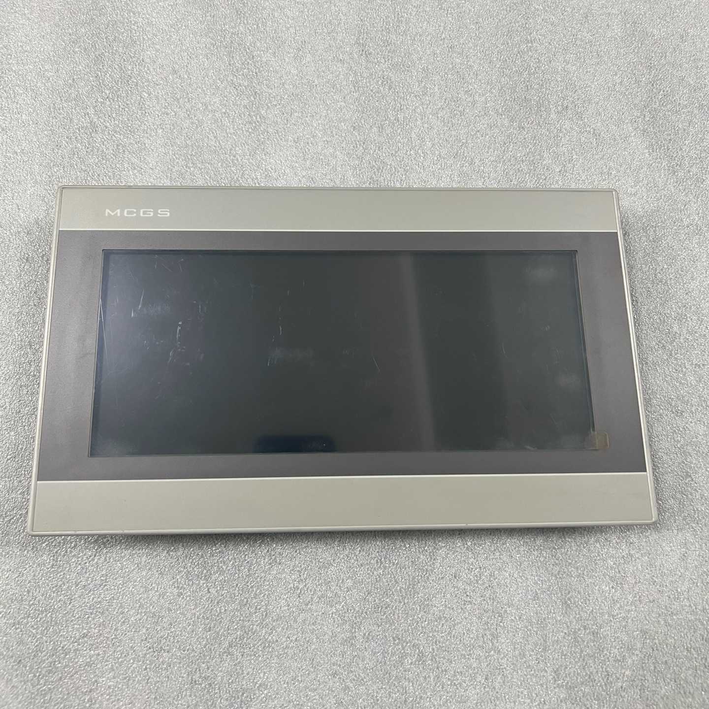 （洋洋设备）昆仑通态触摸屏TPC1061Hn