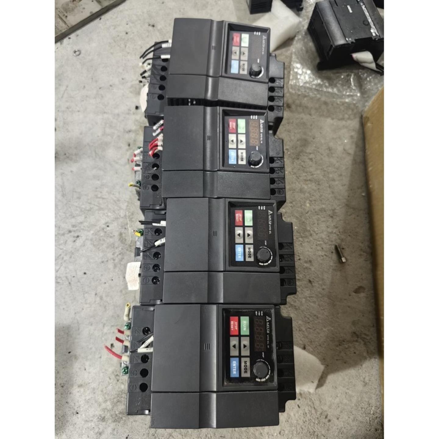 议价台达变频器  VFD015EL21W 质量保证测试好