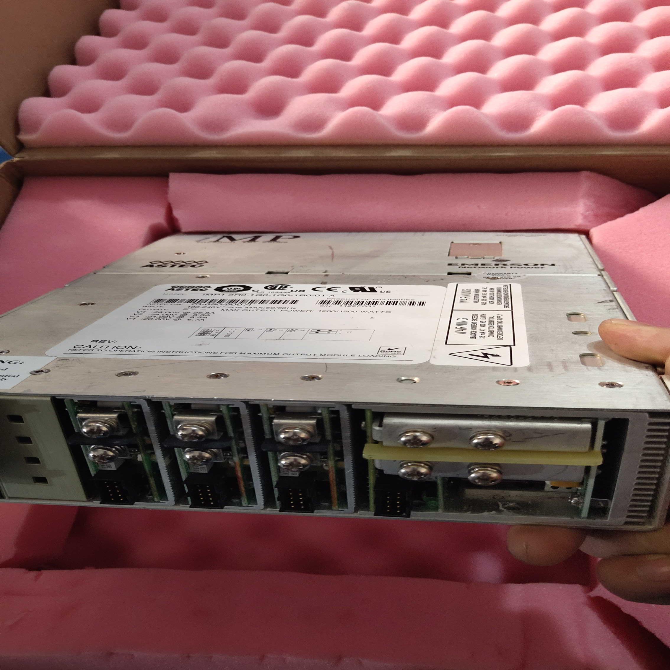 【请询价】出闲置ASTEC智能电源模块 iMP1-3R0-1Q0-1