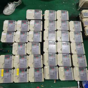 0.75 安川V1000 1.5 2.2 380V 霸霸电子