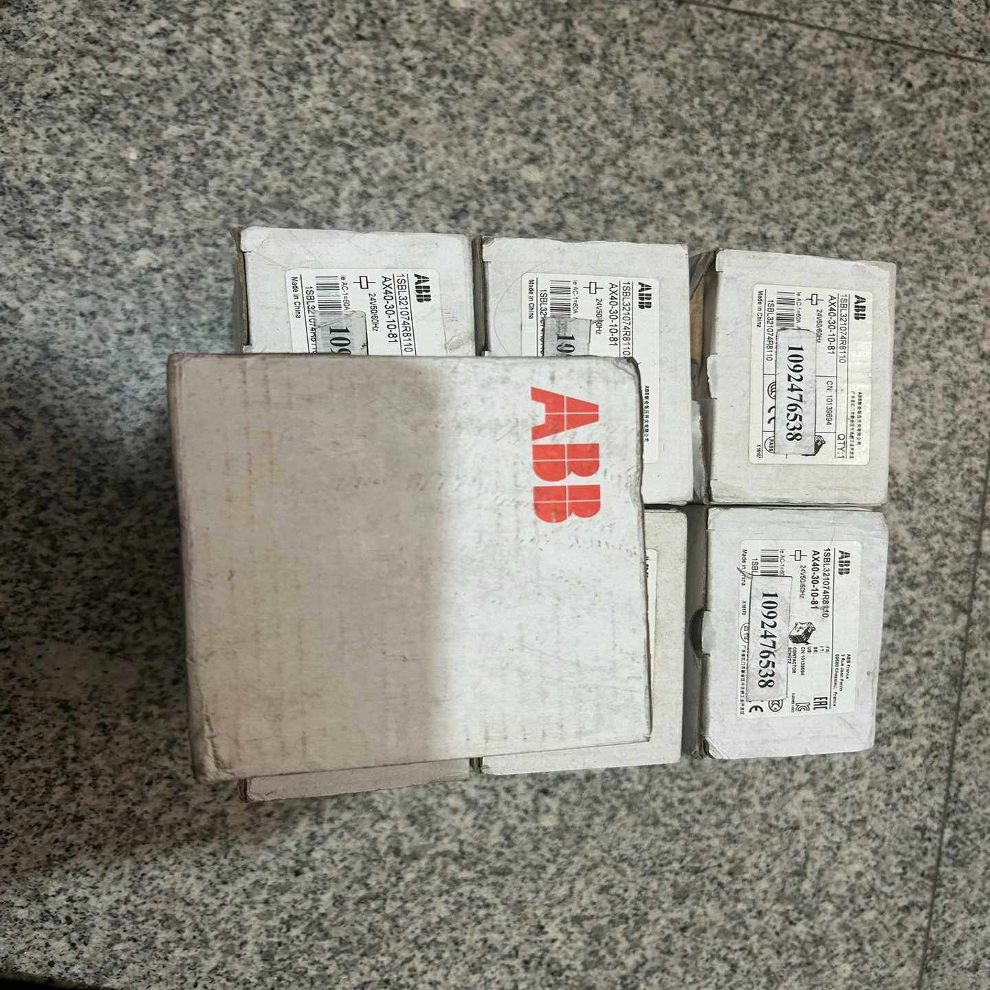 ABB接触器.1SBL321074R8110带包装.如图询价