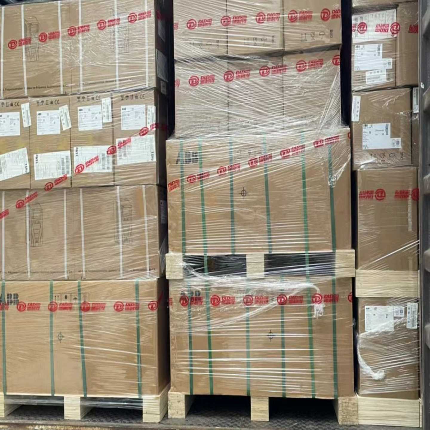 ABB变频器310系列    ACS310-03E-34A1（佳毅工控）