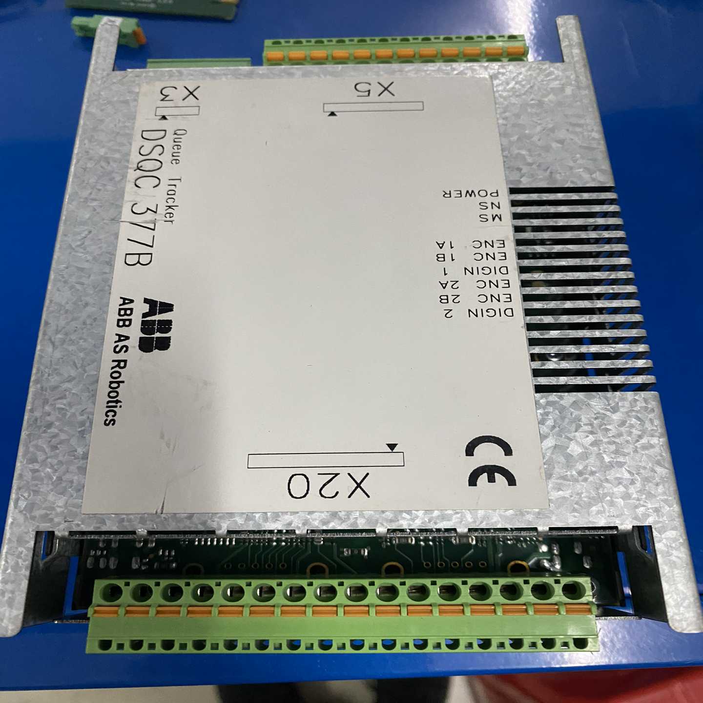 机器人输送链跟踪板，dsqc377B。有四个，适用