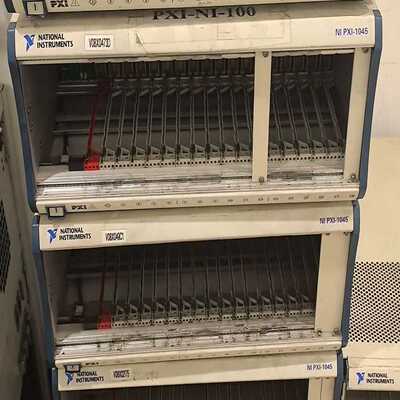 原装正品NIPXI-1045机箱，功能完好，！