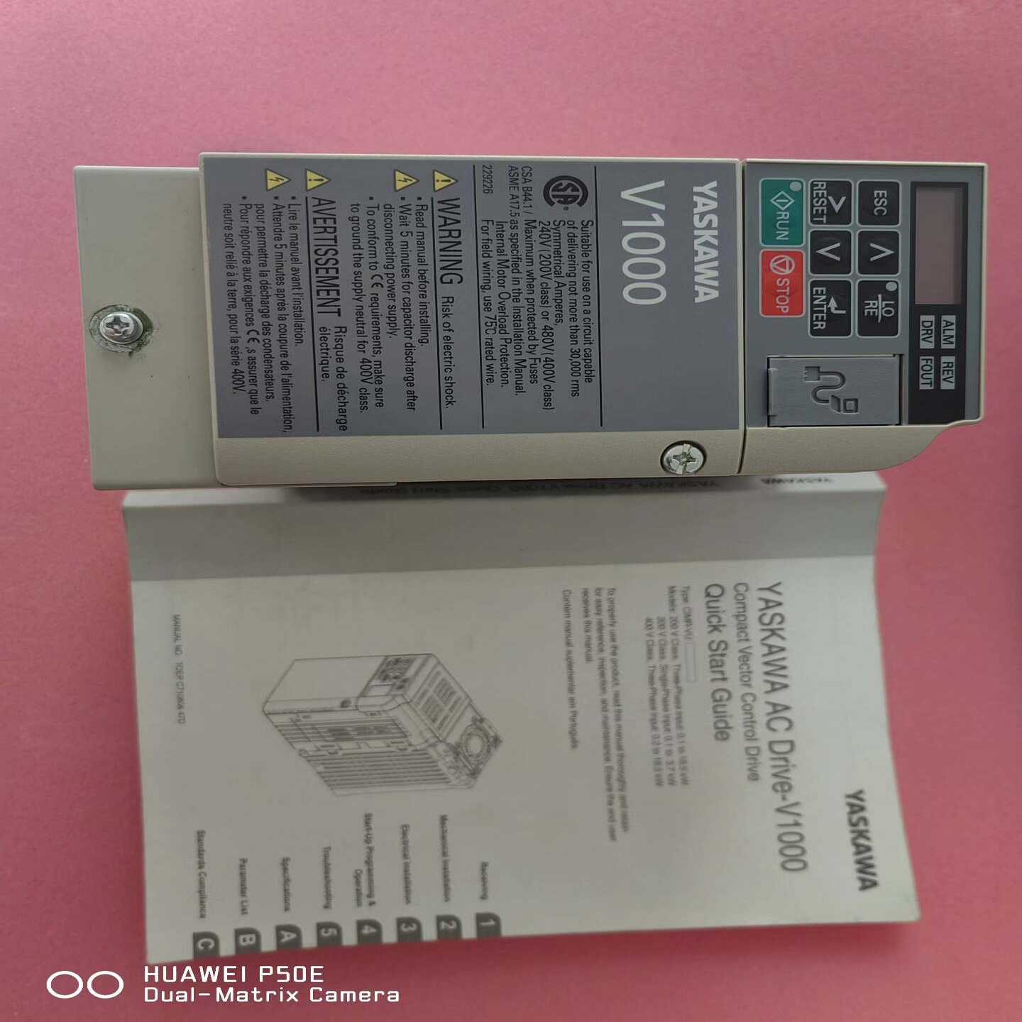 安川V1000变频器CIMR-VU2A0004FAA，全新正