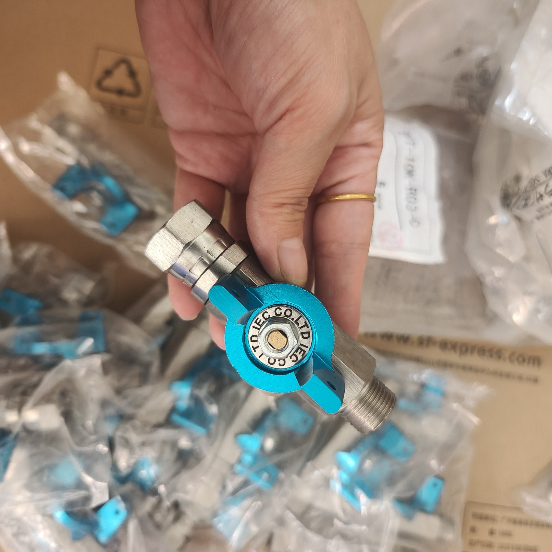 询价GRACO固瑞克涂料管阀门