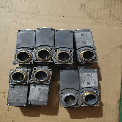 西门子SINAMICSSMI20系列，型号A5E33412--议价商品