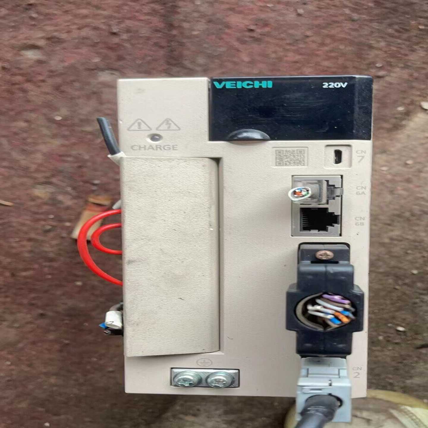 伟创伺服驱动器SD700-5R5A-FA-D拆机功能一切正常--议价商品