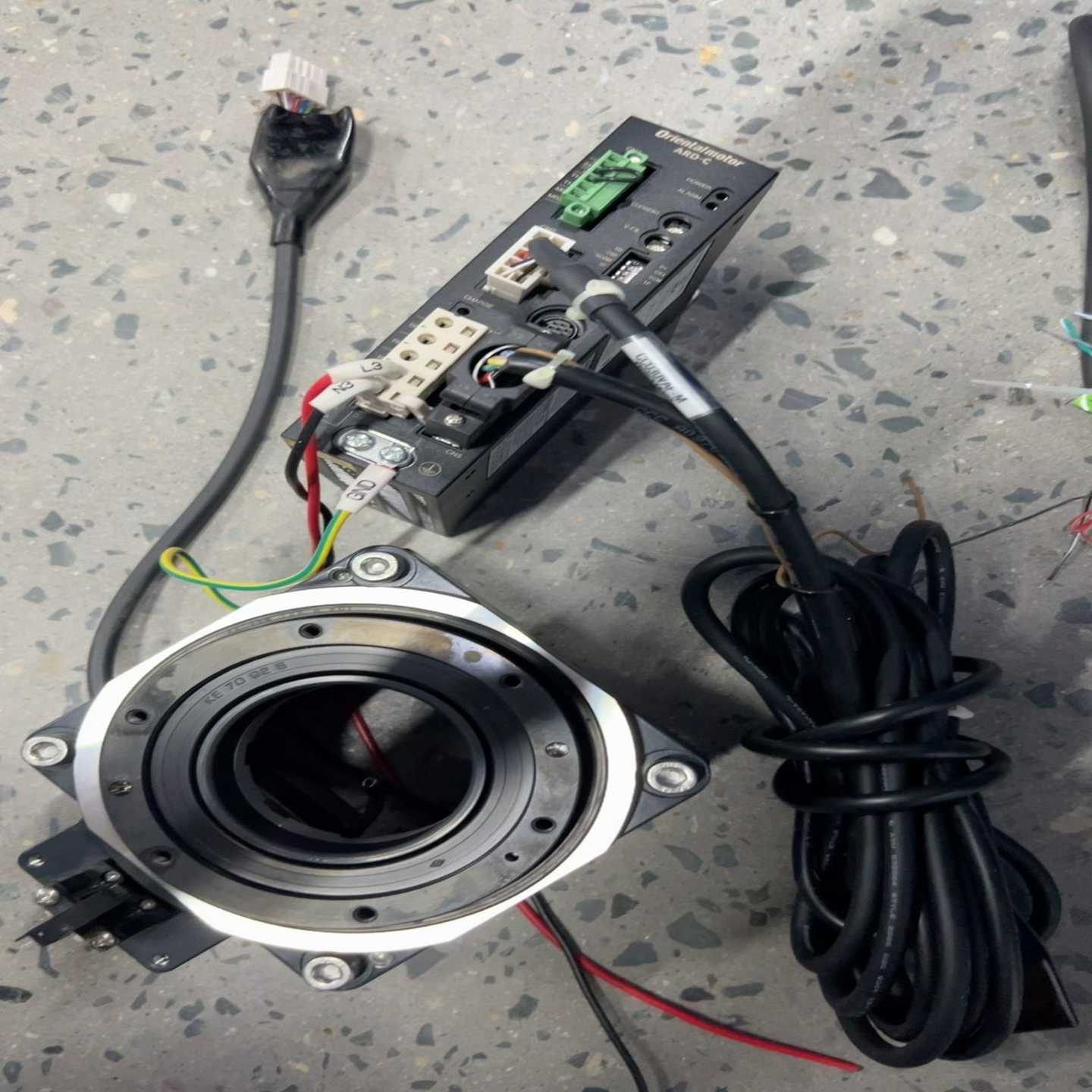 出售东方电机DGM130R-ARAC电动转盘，配备AR--议价商品