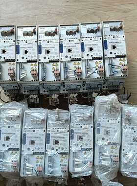 询价~Lenze伦茨变频器E84AVBCE3714SX0  0.3