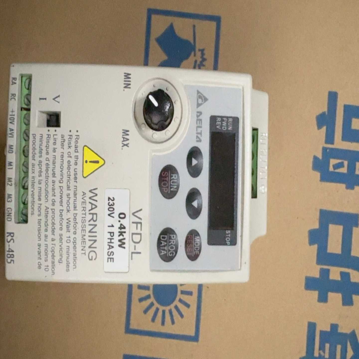 VFD004L21A台达L系列400W变频器,年份好成色新,询价
