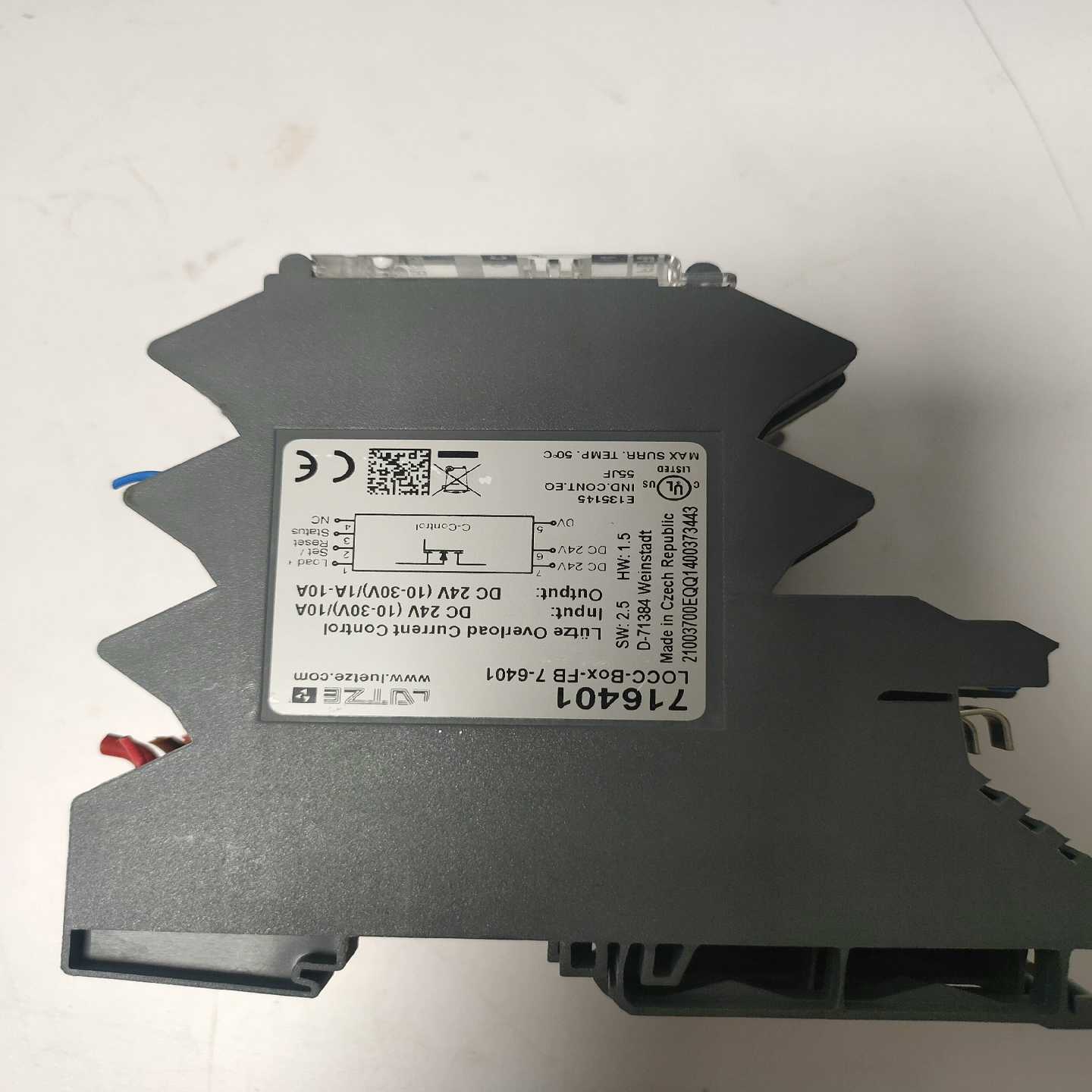 咨询-LUTZE继电器LOCC-BOX-FB7-6401 - 实物图
