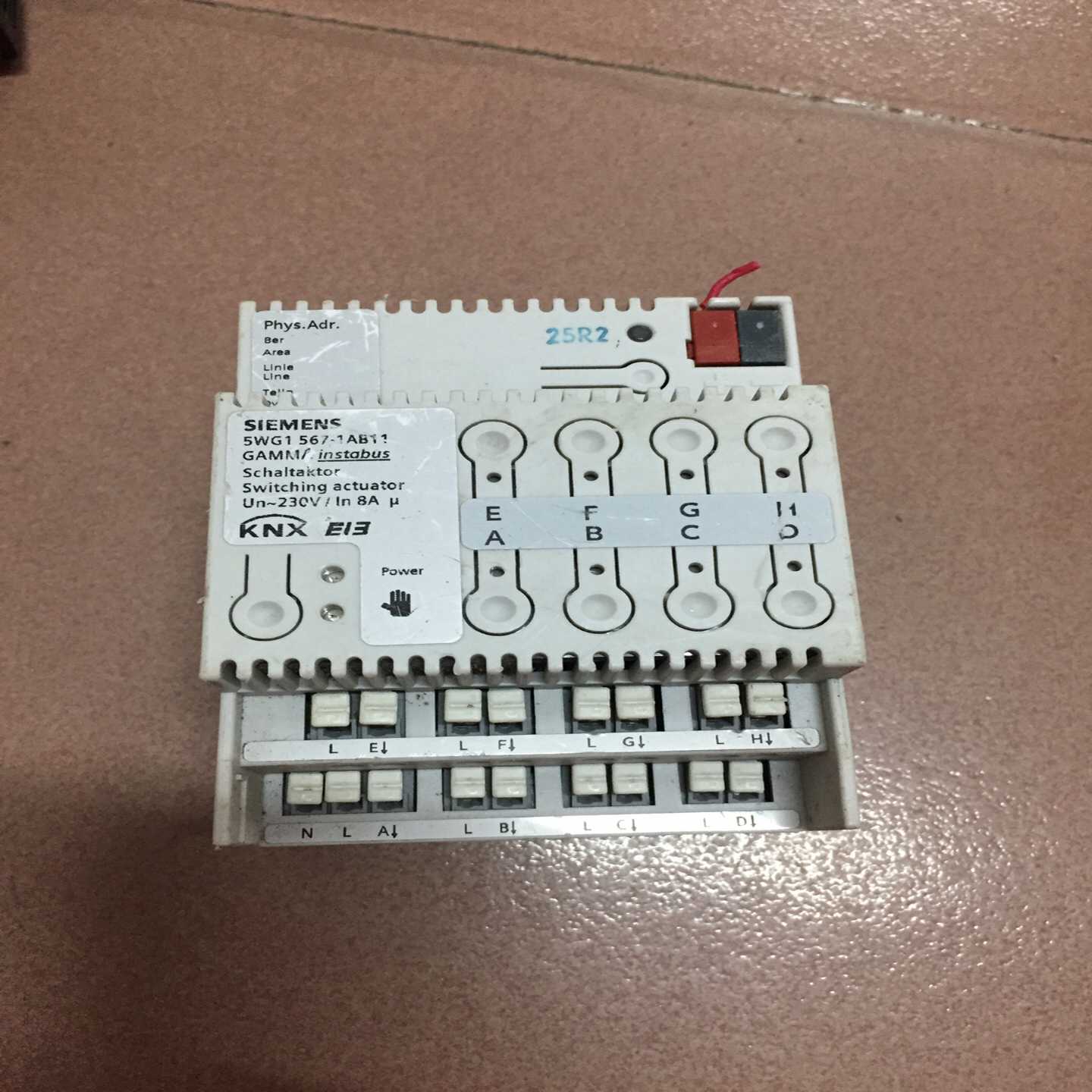 咨询-5WG1、567一1AB11开关执行器,成色如图。