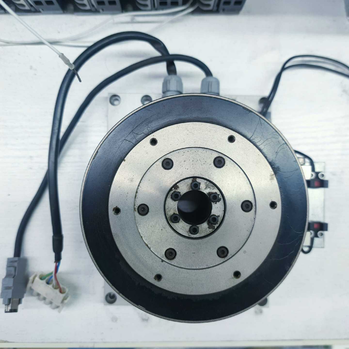 询价安川DD马达SGMCS-05BDC41