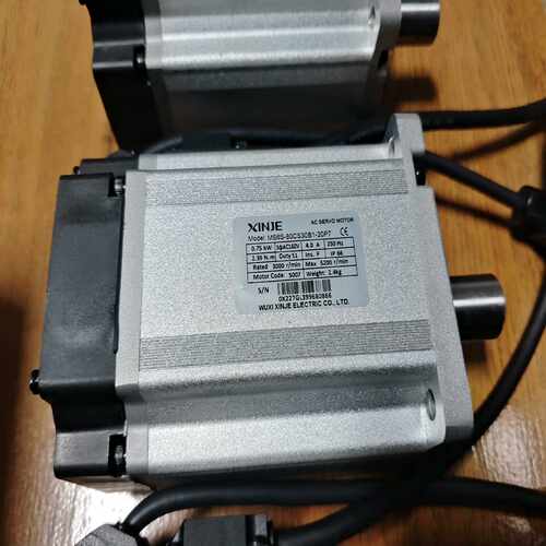 咨询-750w信捷伺服电机DS5L-20P7-PTA，电机MS6S