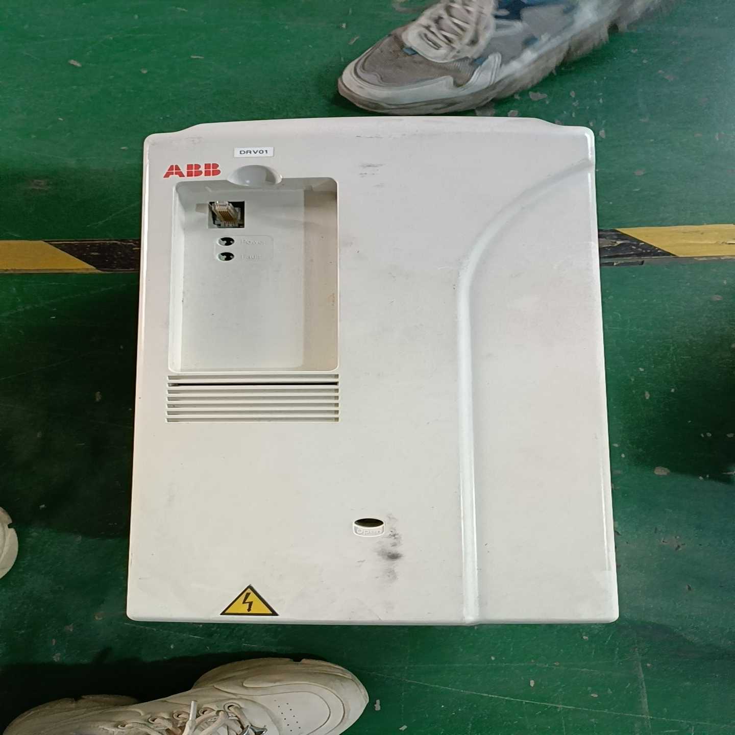 【议价】变频器ACS800-U1-0011-7600V，5适用