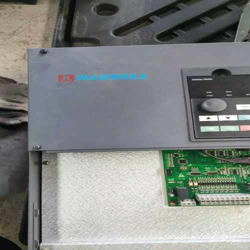 【星慕电子】H3400-55KW变频器一台，外观和众辰的一样，成色自