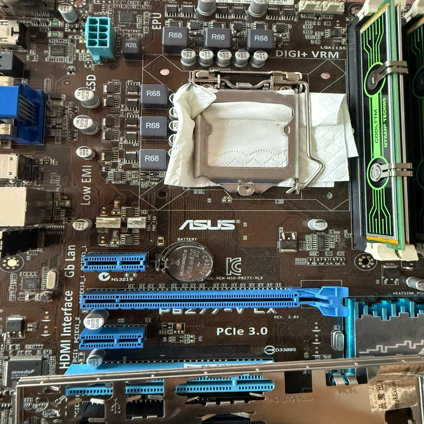 华硕P8Z77-VLX1155针DDR3内存