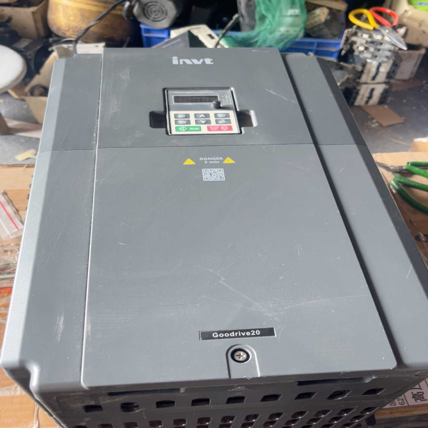 拆机英威腾GD20-037G-4变频器，成色如图、37千瓦重--议价商品