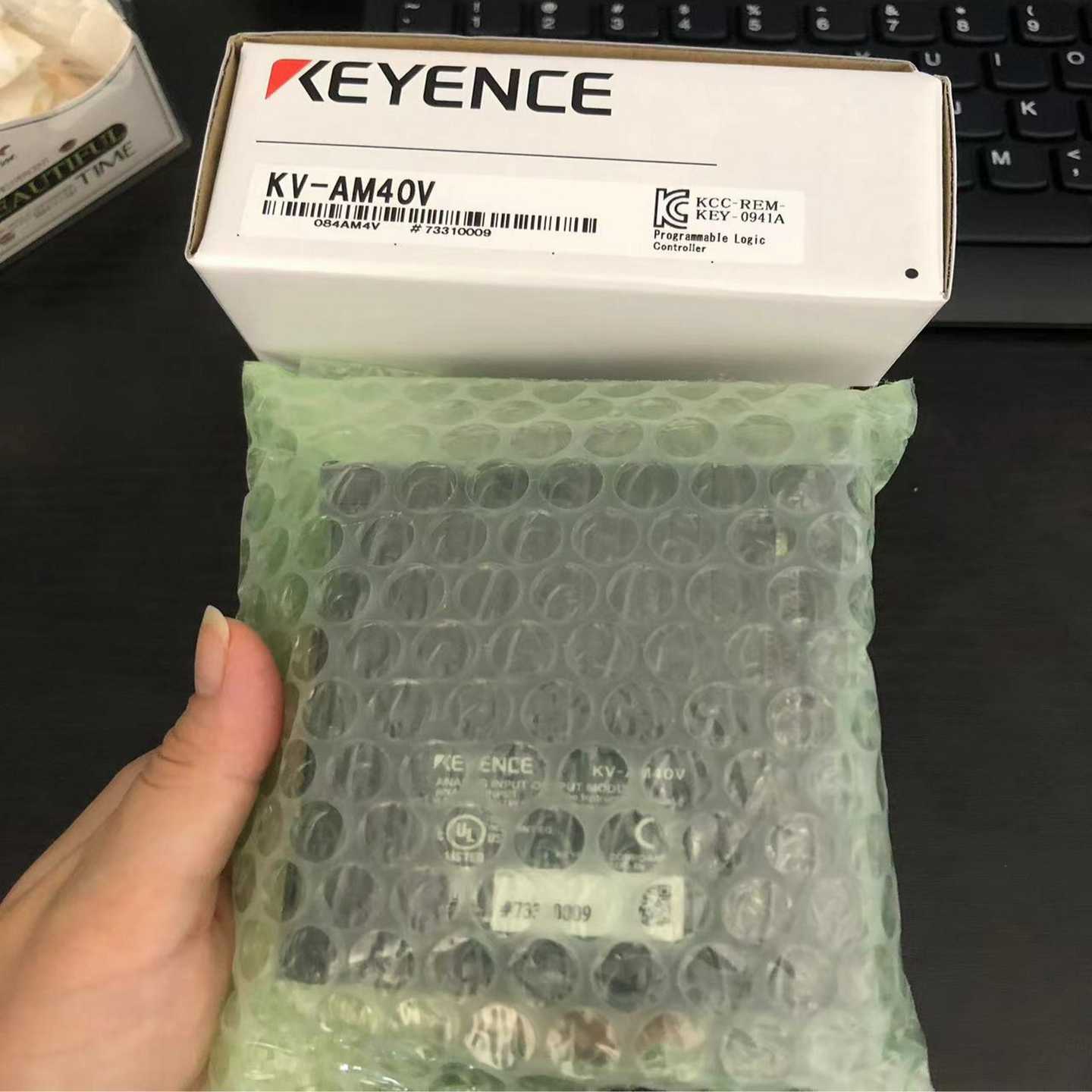 基恩士PLC模块KV-AM40V，实物如图（子云设备）