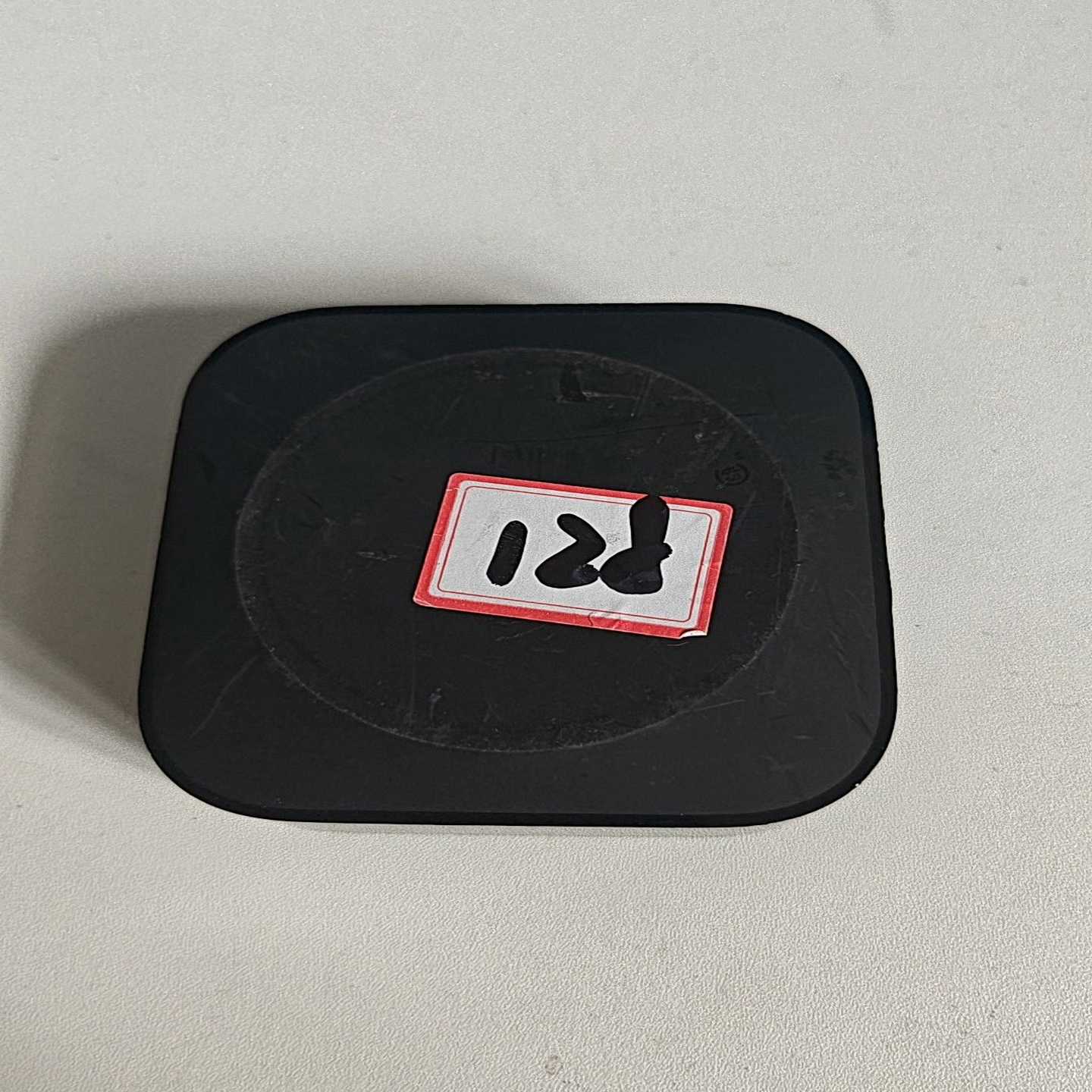 AppleTV4K 7代，128g，实物图 无拆无修~议价图片