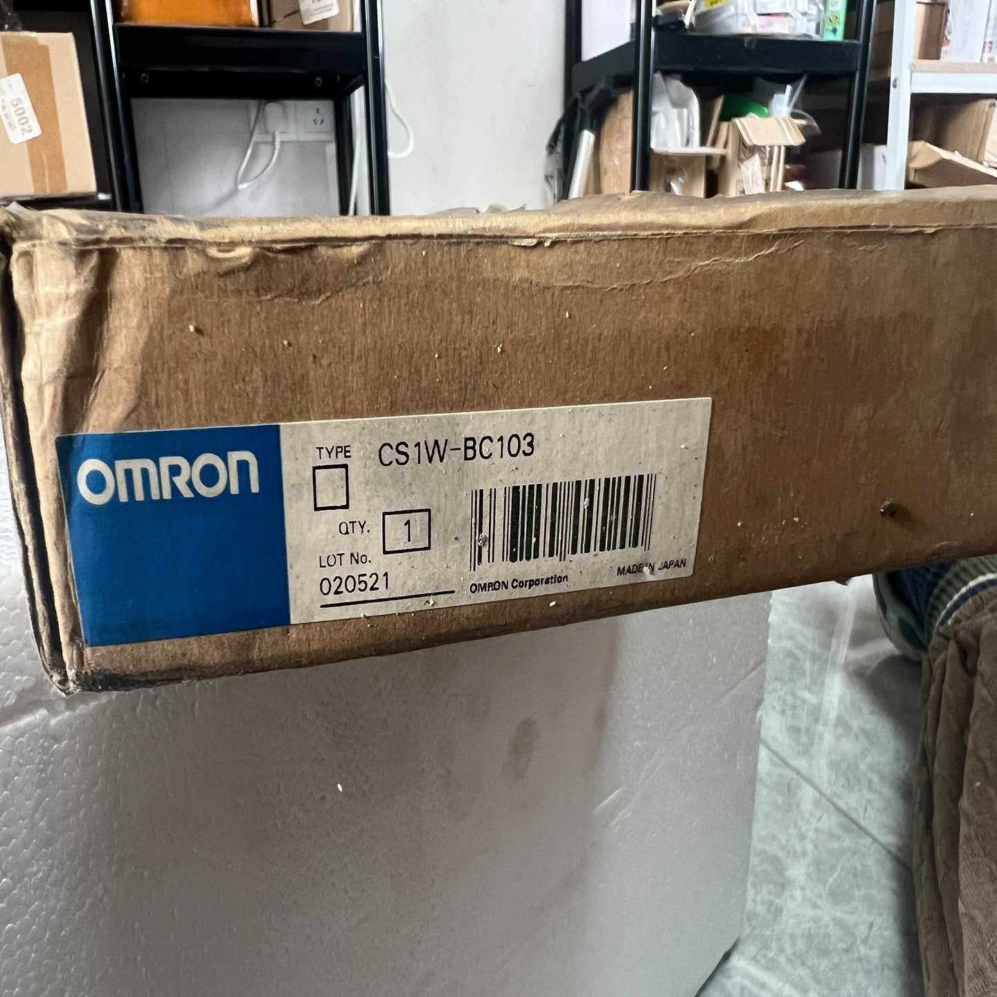 议价全新PLC模块控制器欧姆龙底槽