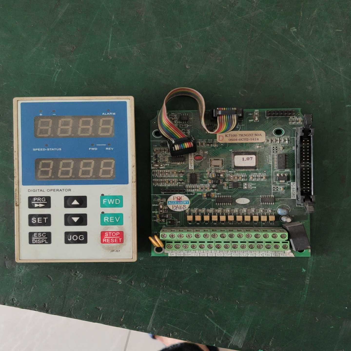 拆机普传变频器主板键盘，包好。pi7100-7.5kw拆机。