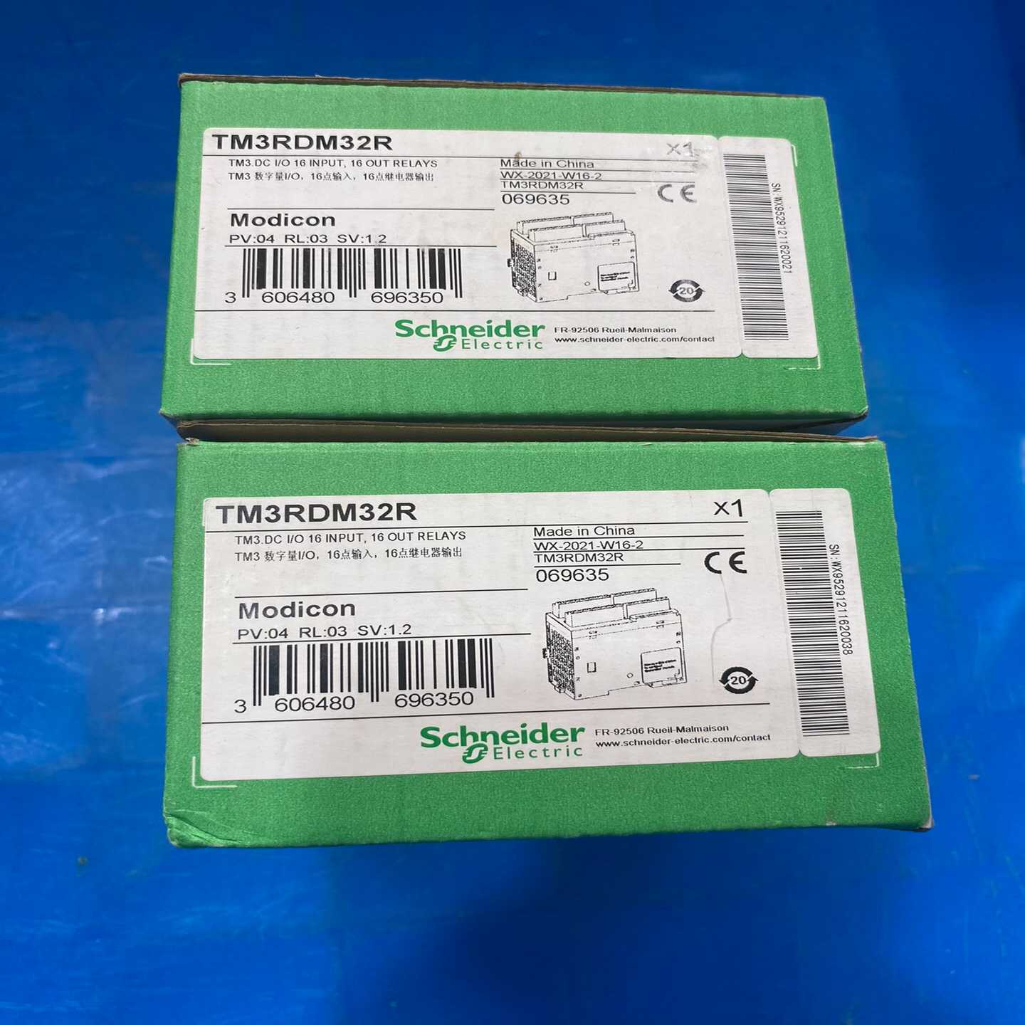 PLC模块，型号TM3RDM32R，实物图拍摄，原询价