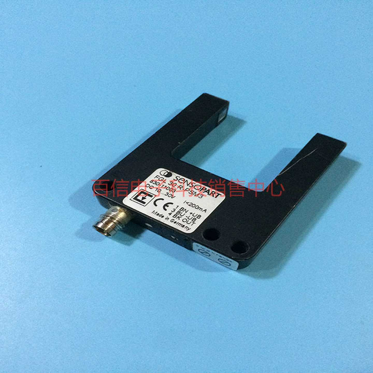 德国森萨帕特槽型接近开关传感器FGL30R-PCSM3现货
