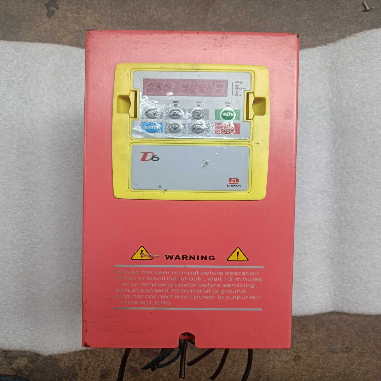 议价德玛变频器，D6B-4.0T4-1FA4千瓦。现货/维修