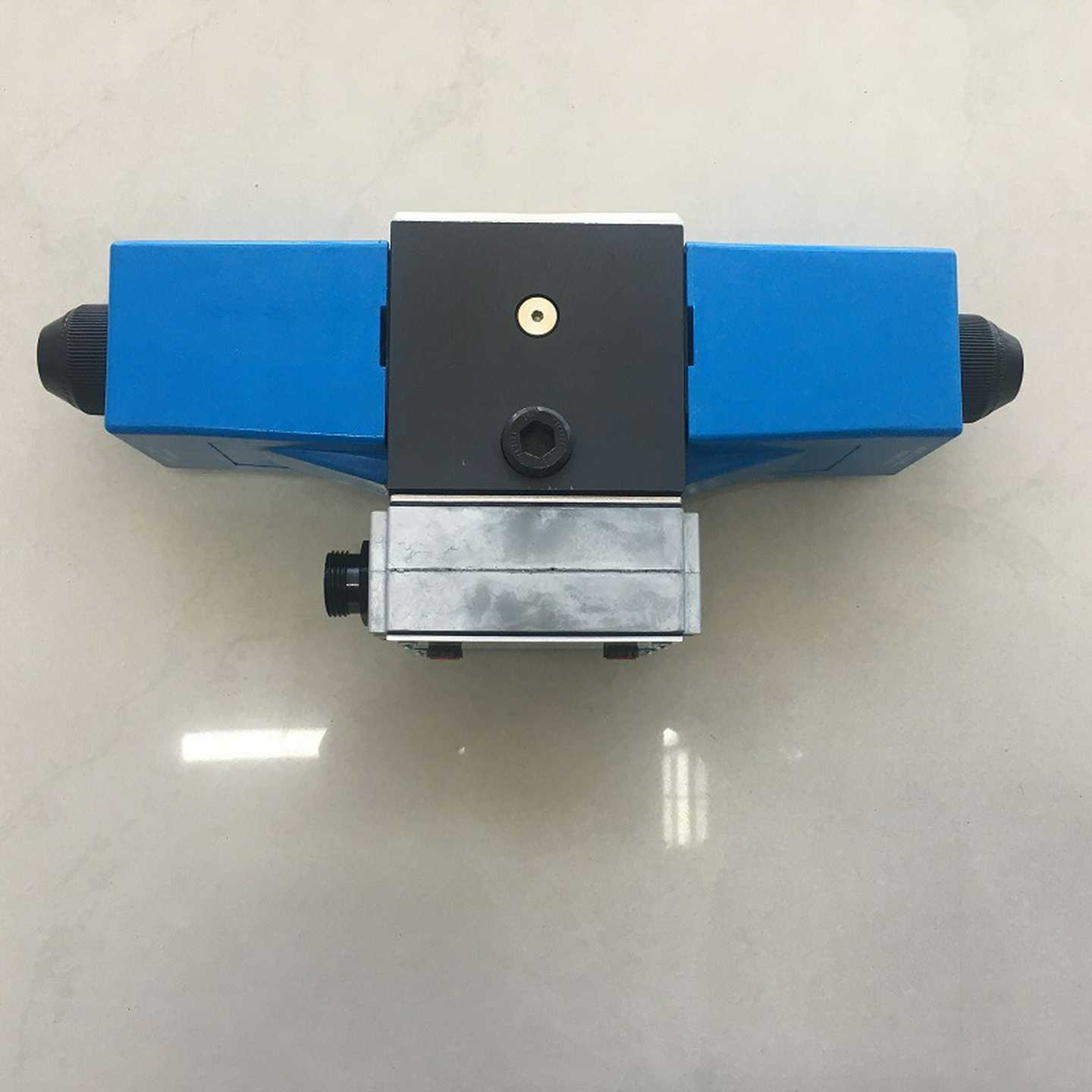 EATOFNVICKERS威格士液压换向阀PA5-DG4S4LW-0133C-H-60-S471