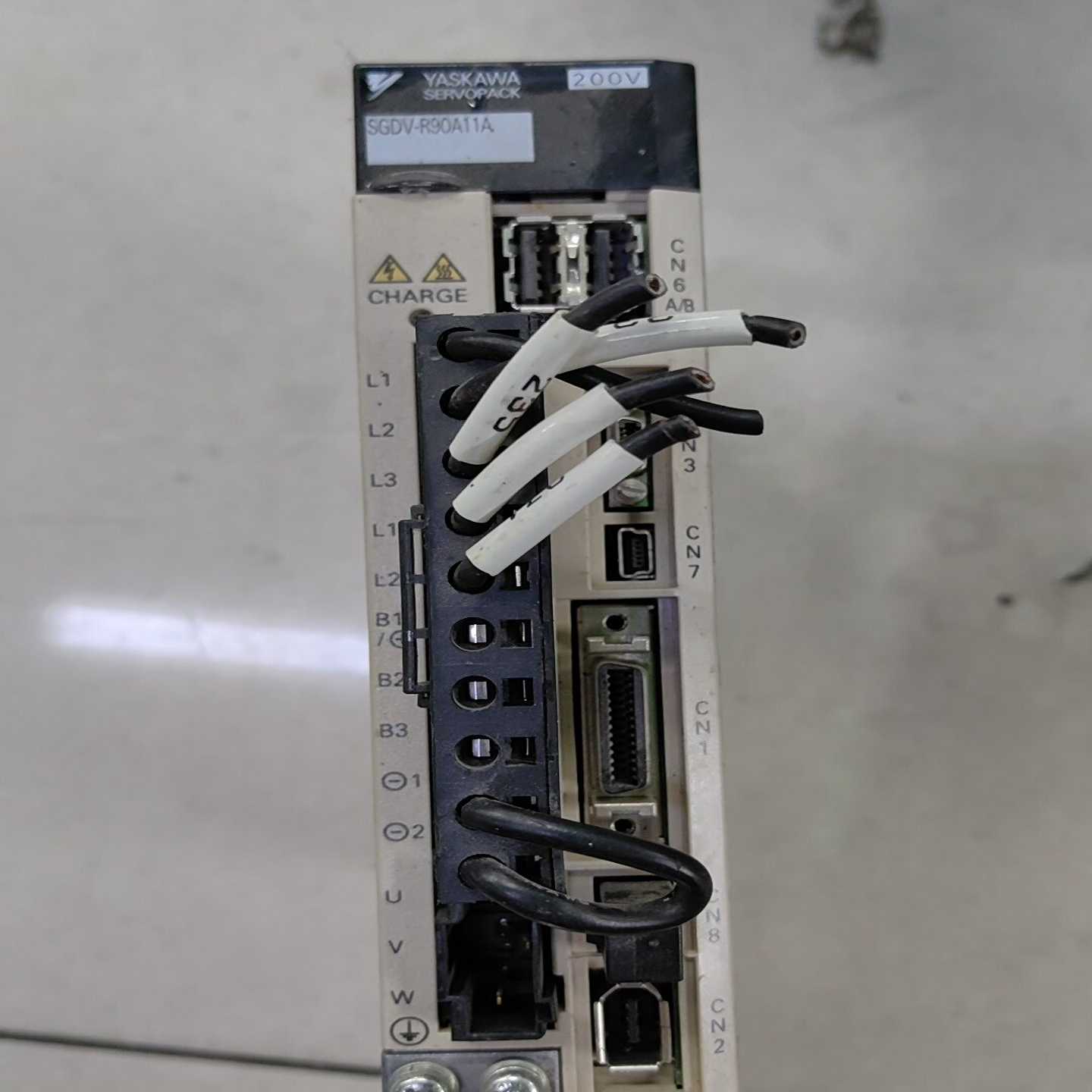 安川SGDV-R90A11A一台-议价