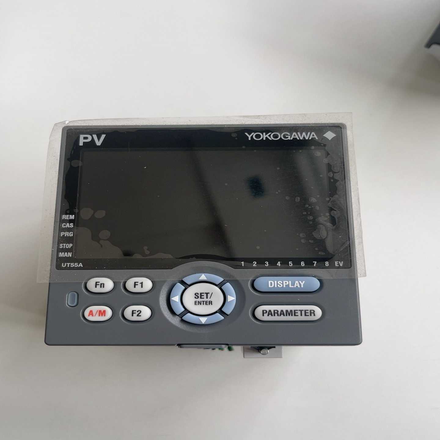 YOKOGAWA日本横河多功能温控器UT55A-NNN-11--议价商品