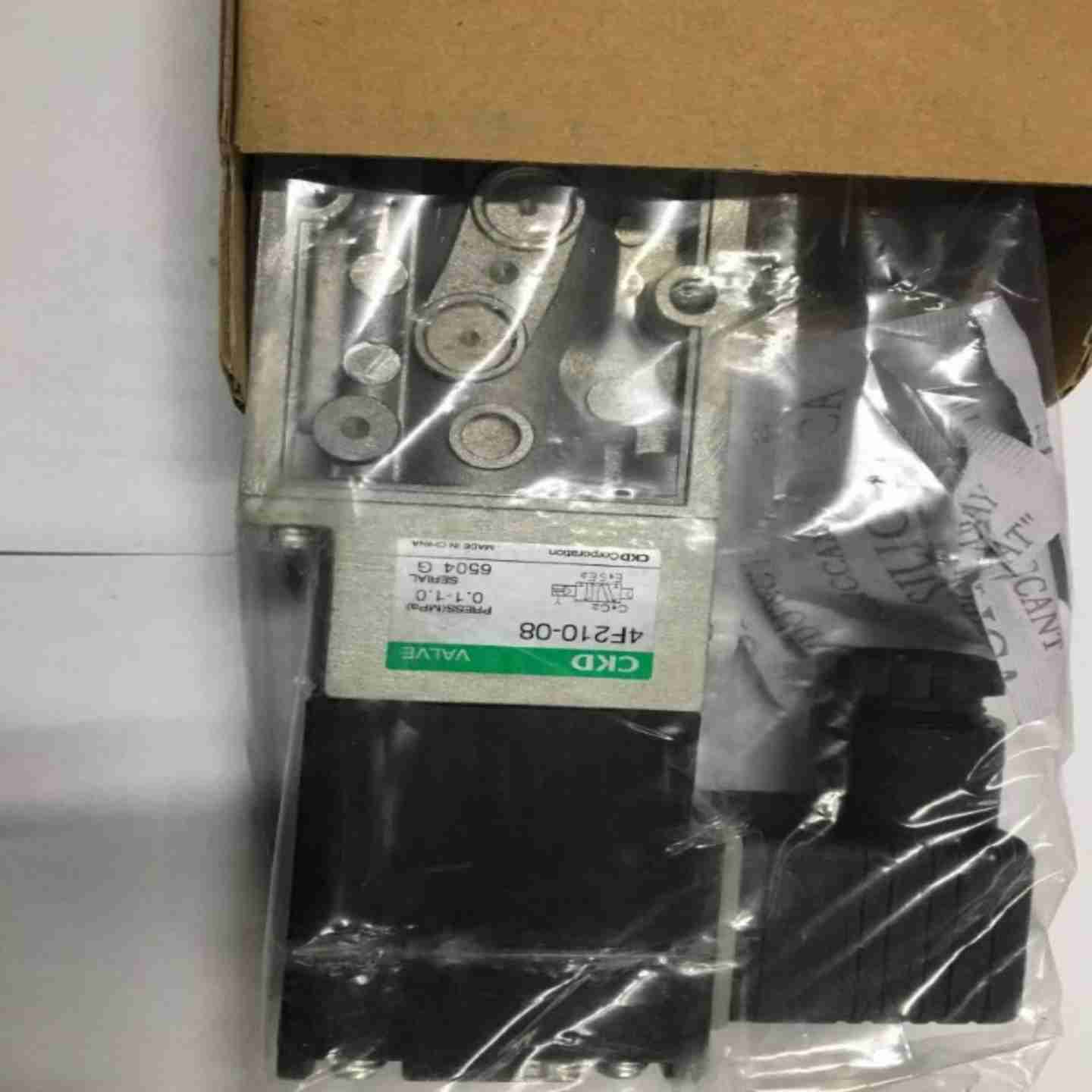 议价-日本CKD电磁阀4F210-08-4F220/4F230/4F240-08-DC24V-AC220