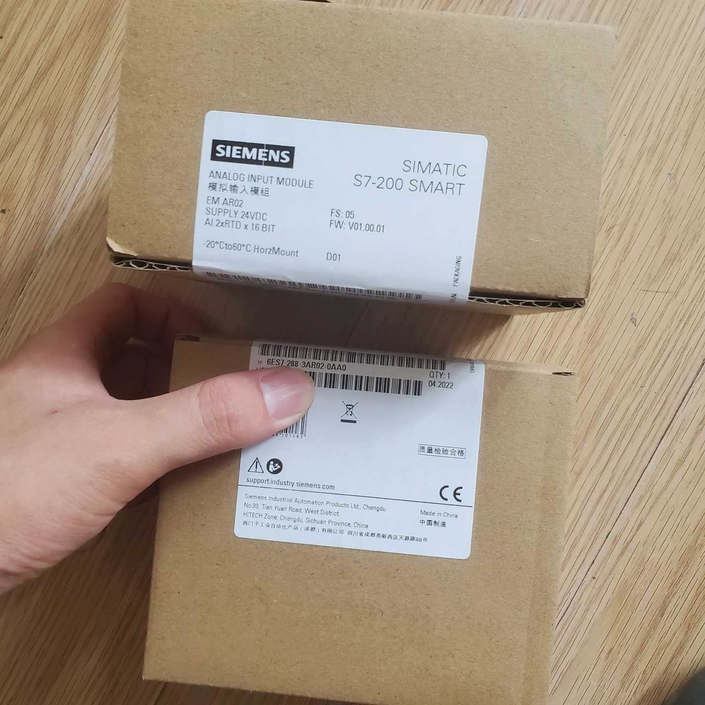6es7288-3ar02-0aa0在保未开封询价